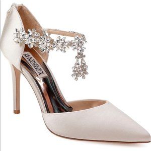 Badgley Mischka Venom Crystal Embellished Pump 9.5